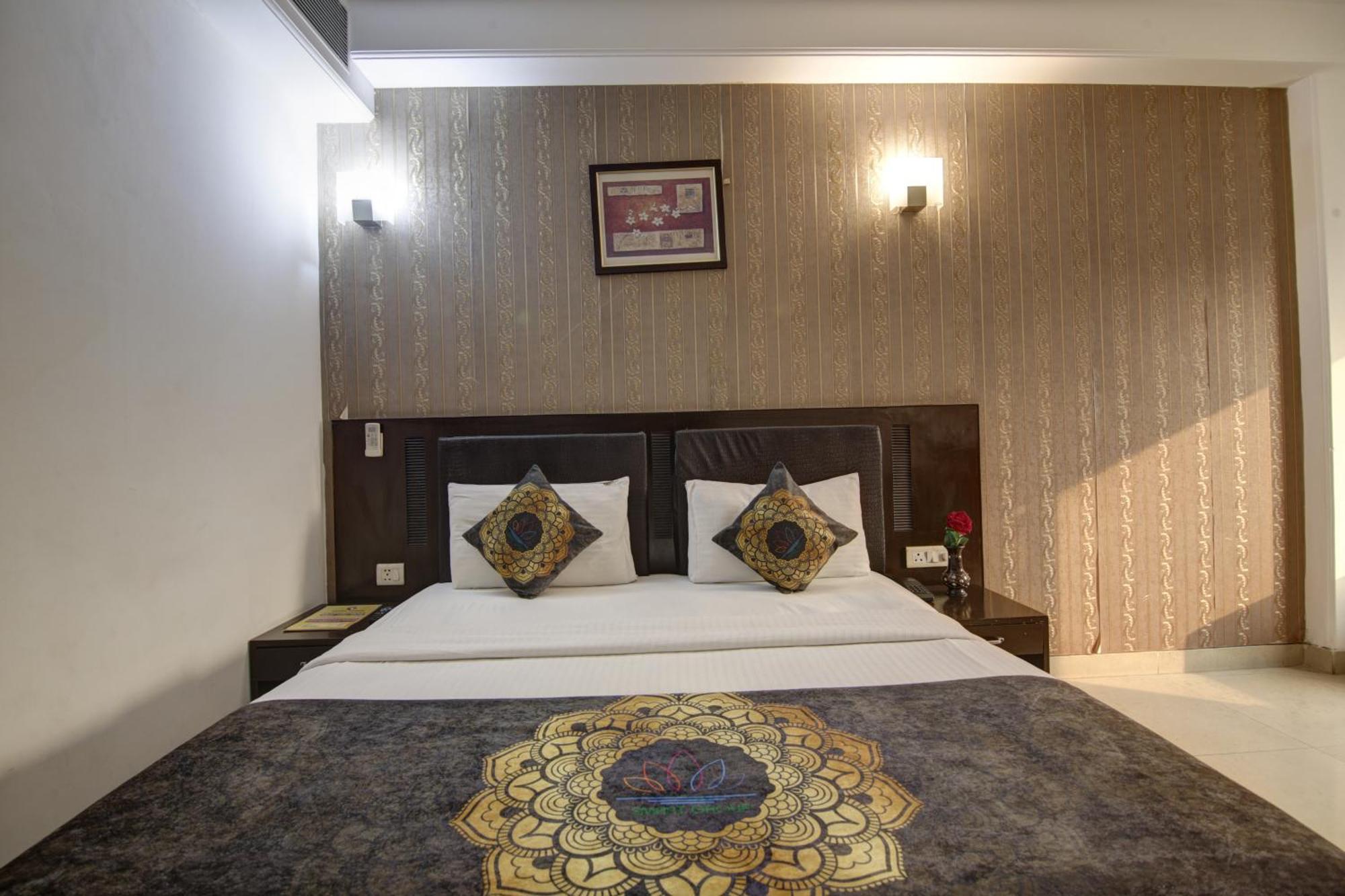 Hotel Venus Plaza New Delhi Buitenkant foto
