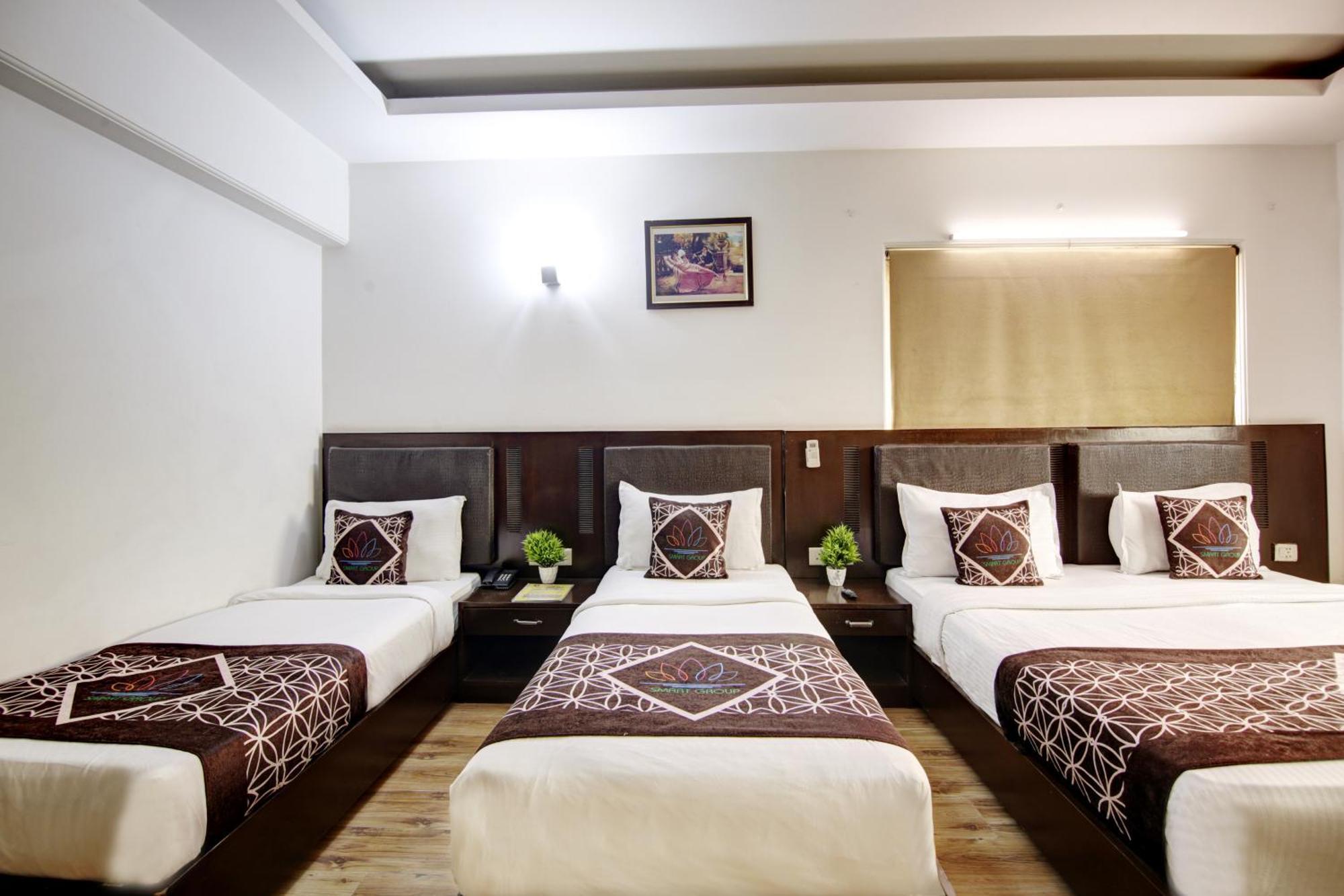 Hotel Venus Plaza New Delhi Buitenkant foto